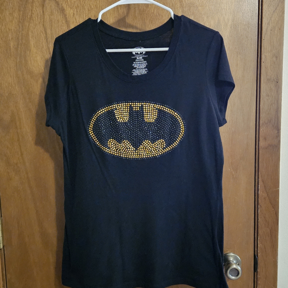 DC Comics Black T-Shirt with Batman Logo